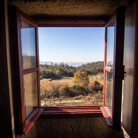 Casas Dos Avos Guest House Vale de Cambra Room photo