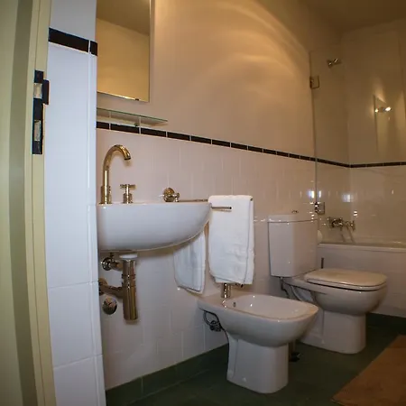Casas Dos Avos Guest House Vale de Cambra Room photo