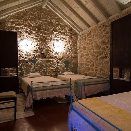 Casas Dos Avos Guest House Vale de Cambra Room photo