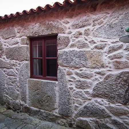 Casas Dos Avos Guest House Vale de Cambra Room photo